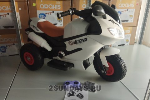 Электромотоцикл Suzuki FXR белый